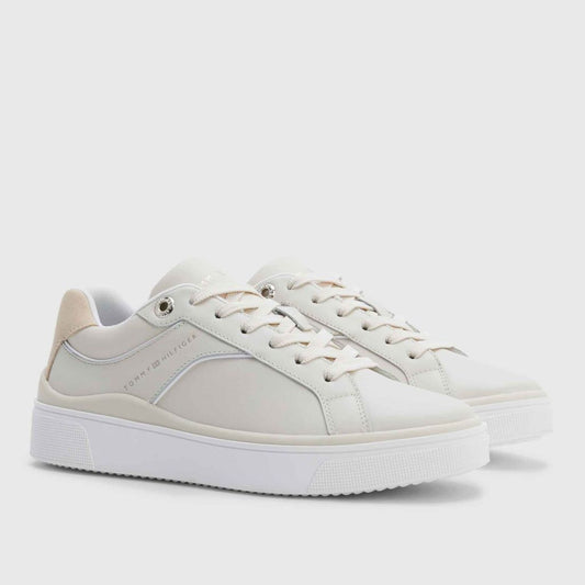 Klassisk sneaker i beige