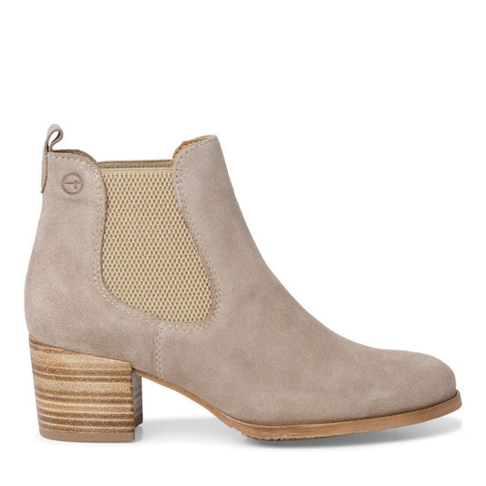 Beige chelsea boots