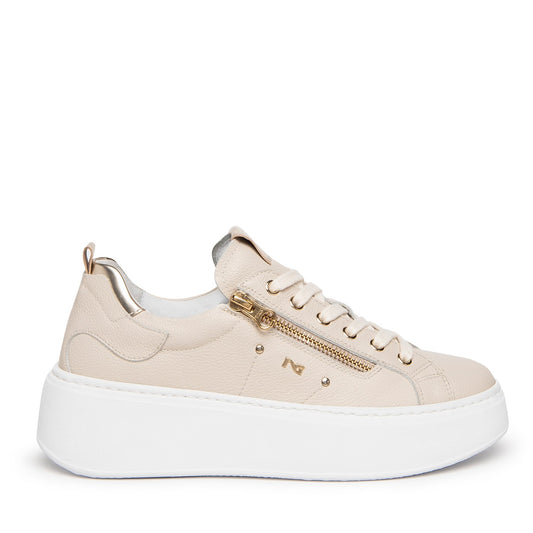 Beige sneaker med platå