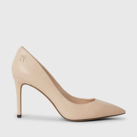 Beige elegant stilettpumps