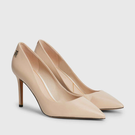 Beige elegant stilettpumps